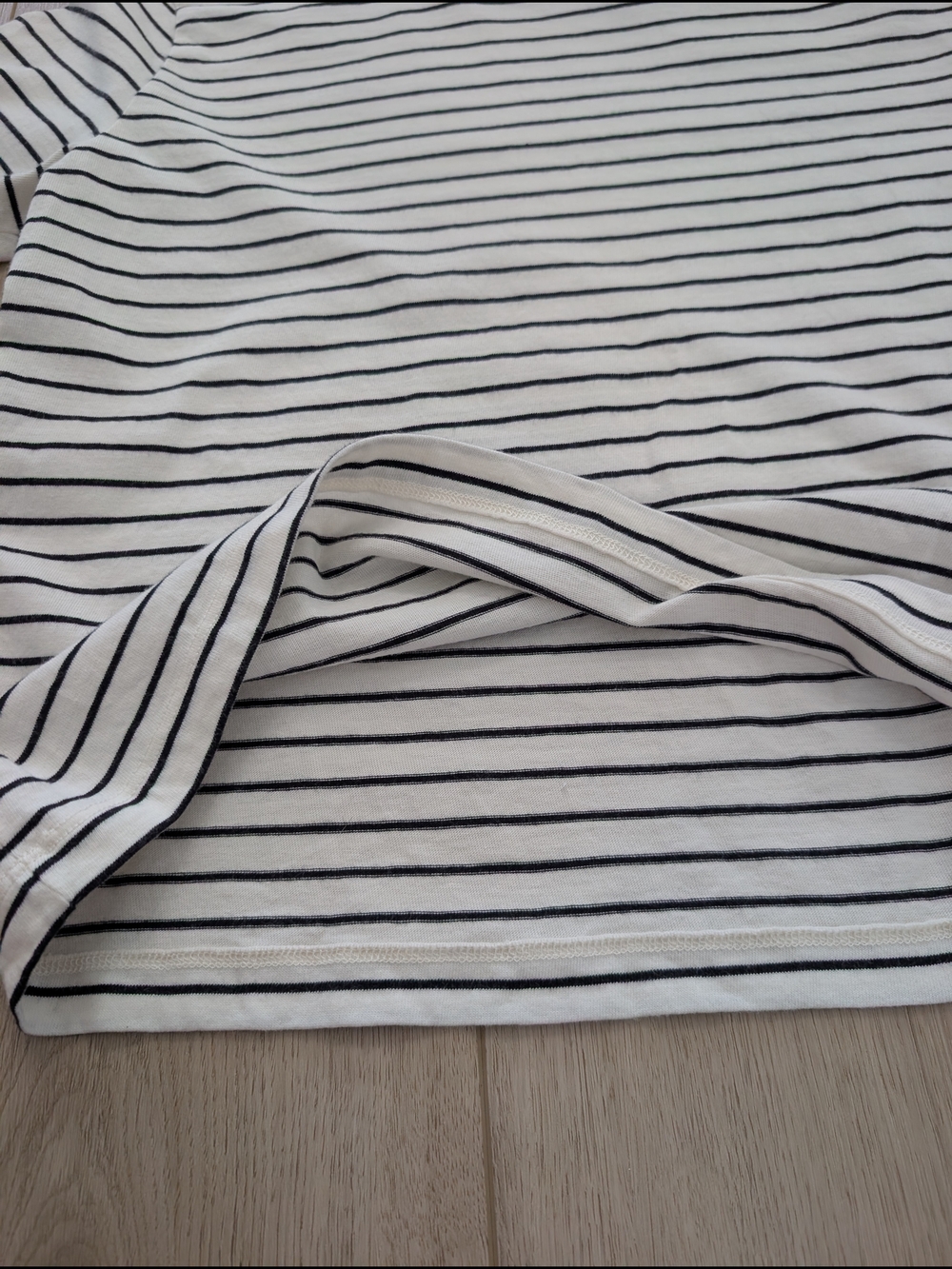 Reformation White & Black Striped Tee | Crew Neck | Size XS - Picture 8 of 8